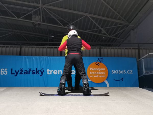 Ski areál Ostrava - výuka snowboard začátečník